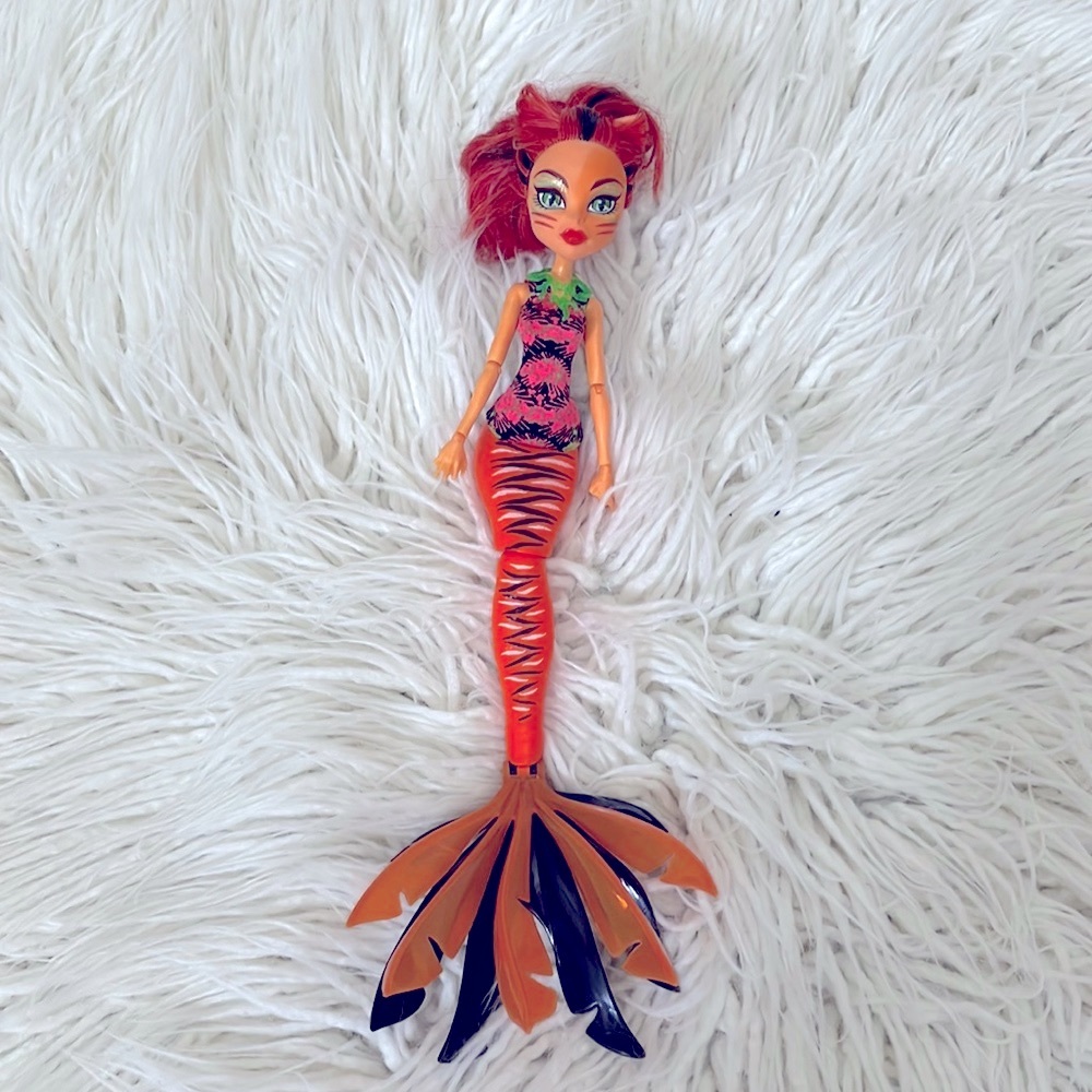 Toralei Stripe lion fish Scarrier Reef Monster High Doll